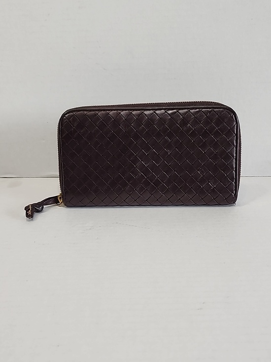 Bottega Veneta Handbags - Bottega Veneta Round Long Wallet Intrecciato Dark Brown Leather Zippy Wallet!
